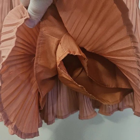 DO BE Women's Size S Pleated Flare Skirt - Picture 6 of 7